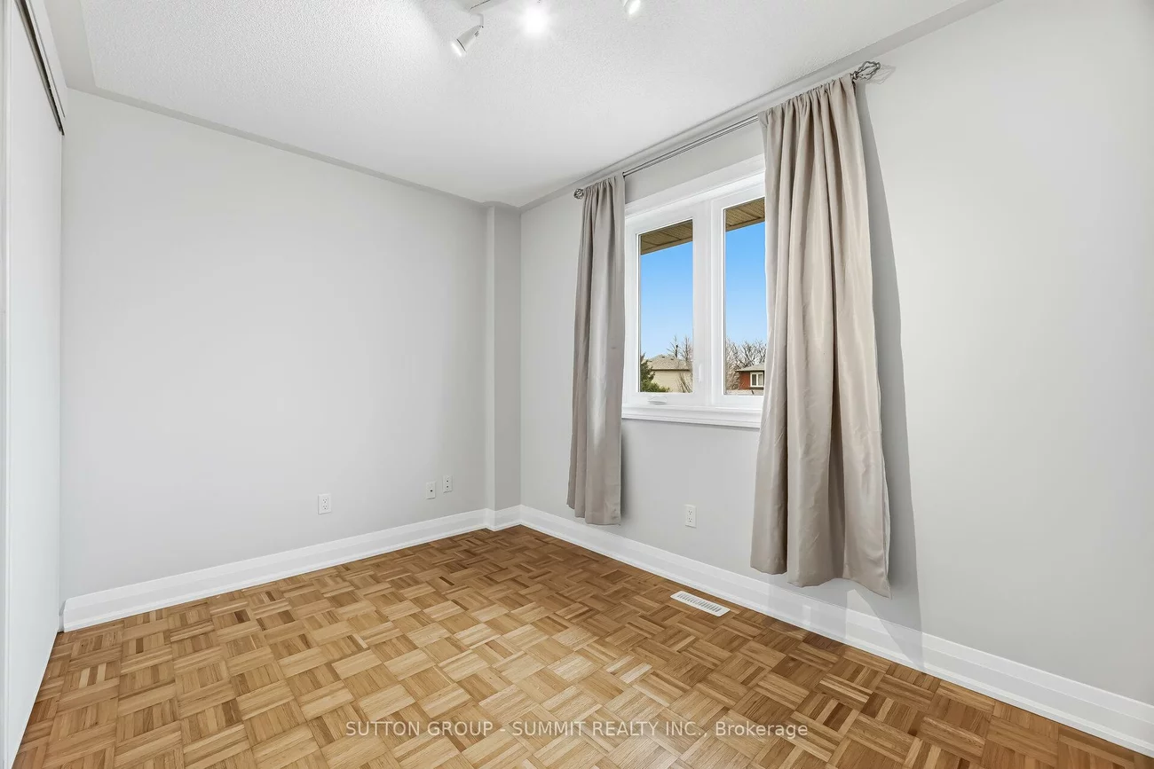 139, GENESEE, 1015 - RO River Oaks, Oakville