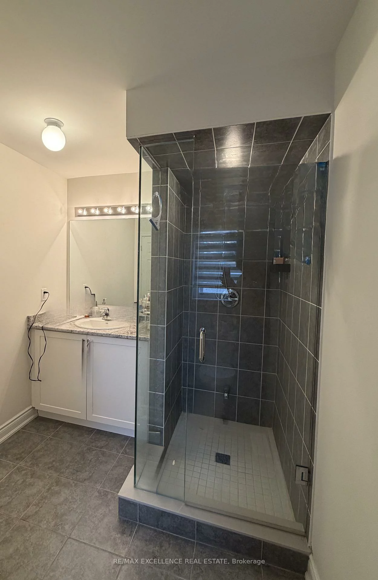 3367, SIXTH LINE, 1008 - GO Glenorchy, Oakville