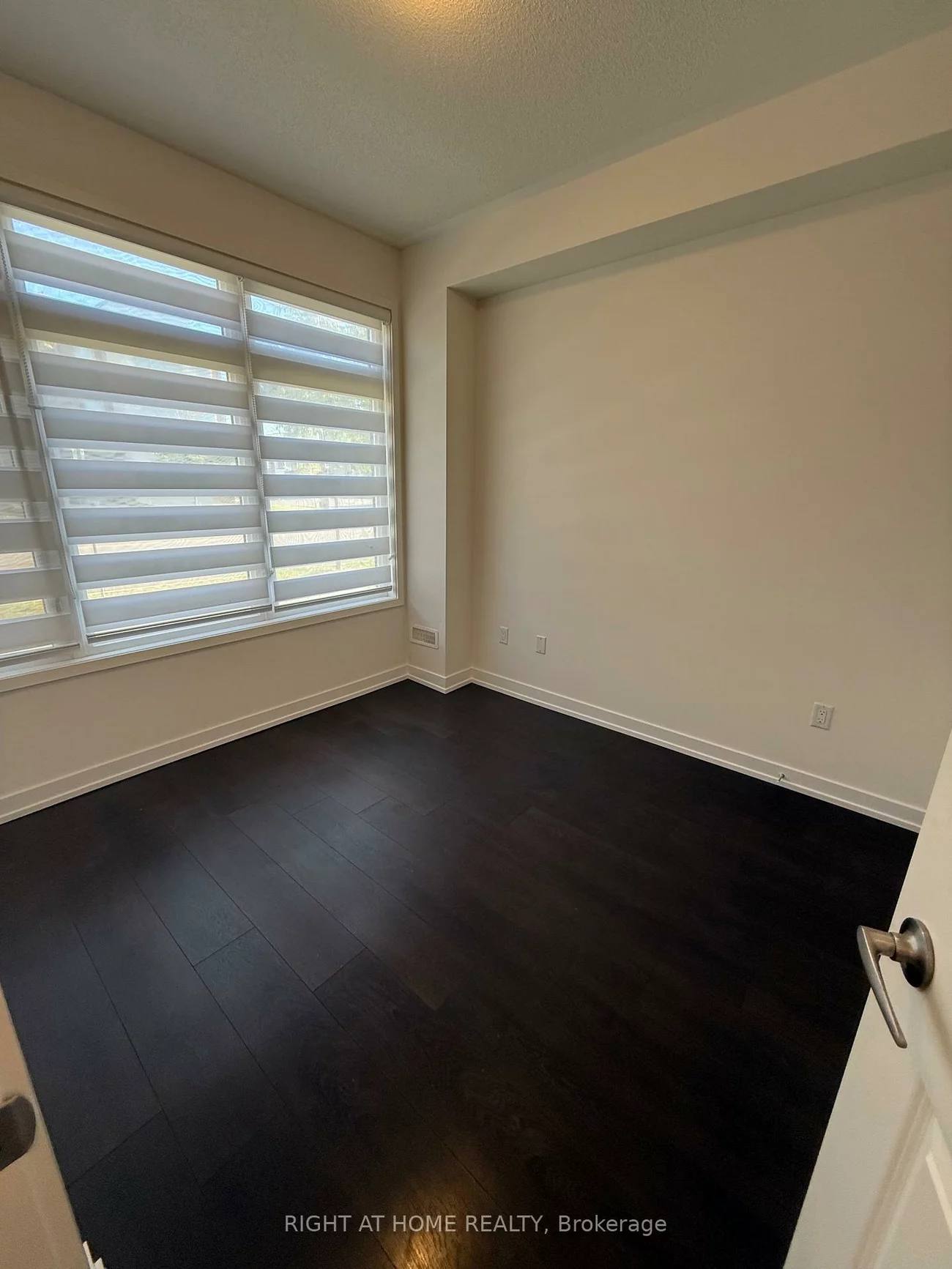 3094, Ernest Applebe, 1008 - GO Glenorchy, Oakville