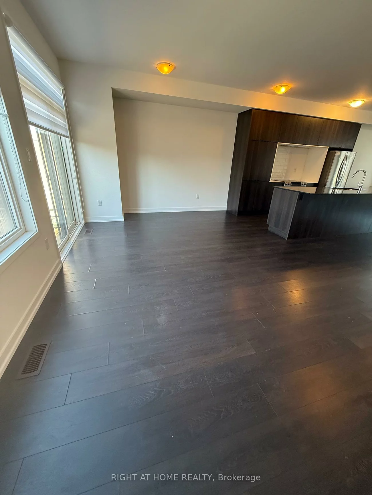 3094, Ernest Applebe, 1008 - GO Glenorchy, Oakville