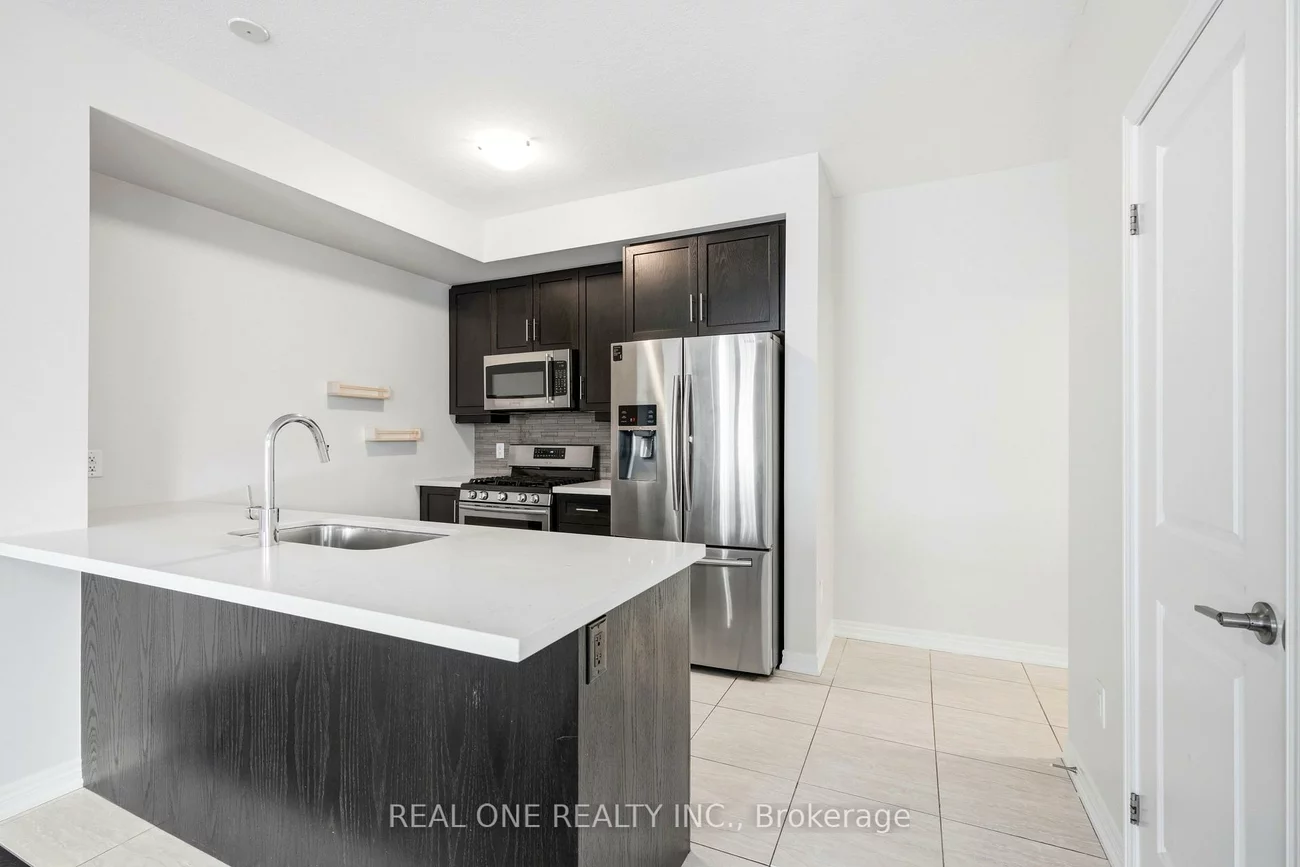 380, Cranbrook, 1010 - JM Joshua Meadows, Oakville