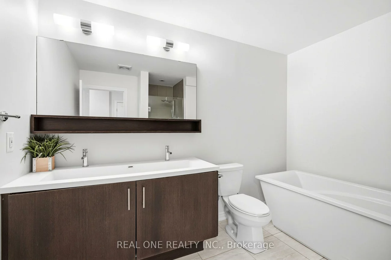 380, Cranbrook, 1010 - JM Joshua Meadows, Oakville