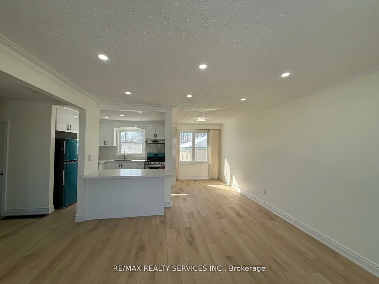 234, Morden, 1020 - WO West, Oakville