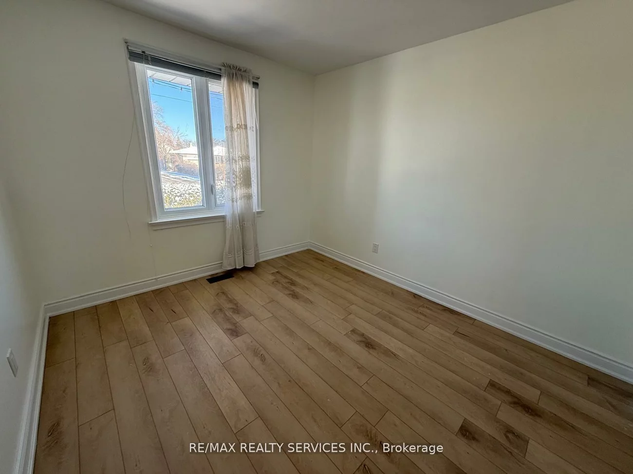 234, Morden, 1020 - WO West, Oakville