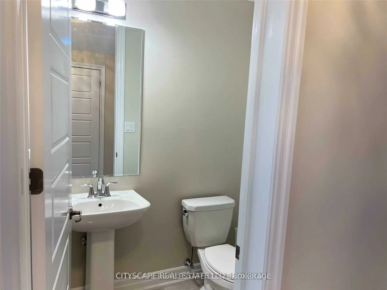 174, Fowley, 1008 - GO Glenorchy, Oakville