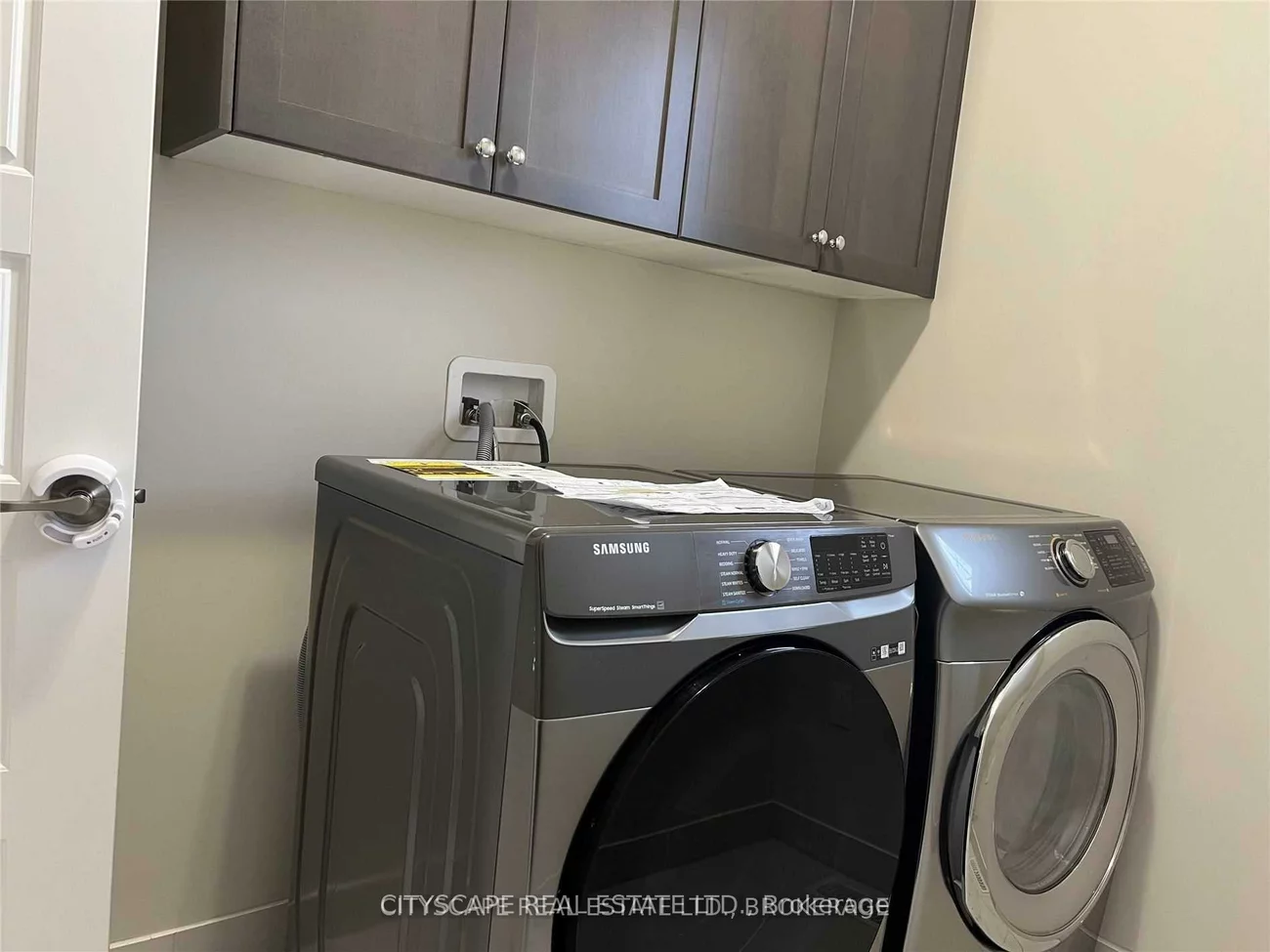 174, Fowley, 1008 - GO Glenorchy, Oakville