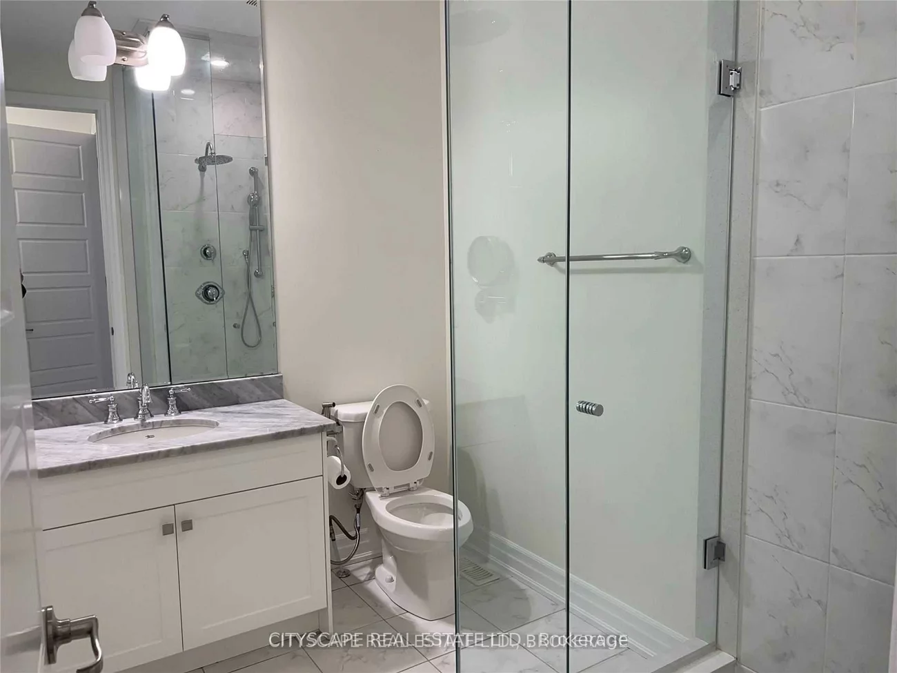 174, Fowley, 1008 - GO Glenorchy, Oakville