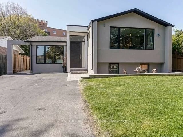 181, North Service, 1003 - CP College Park, Oakville