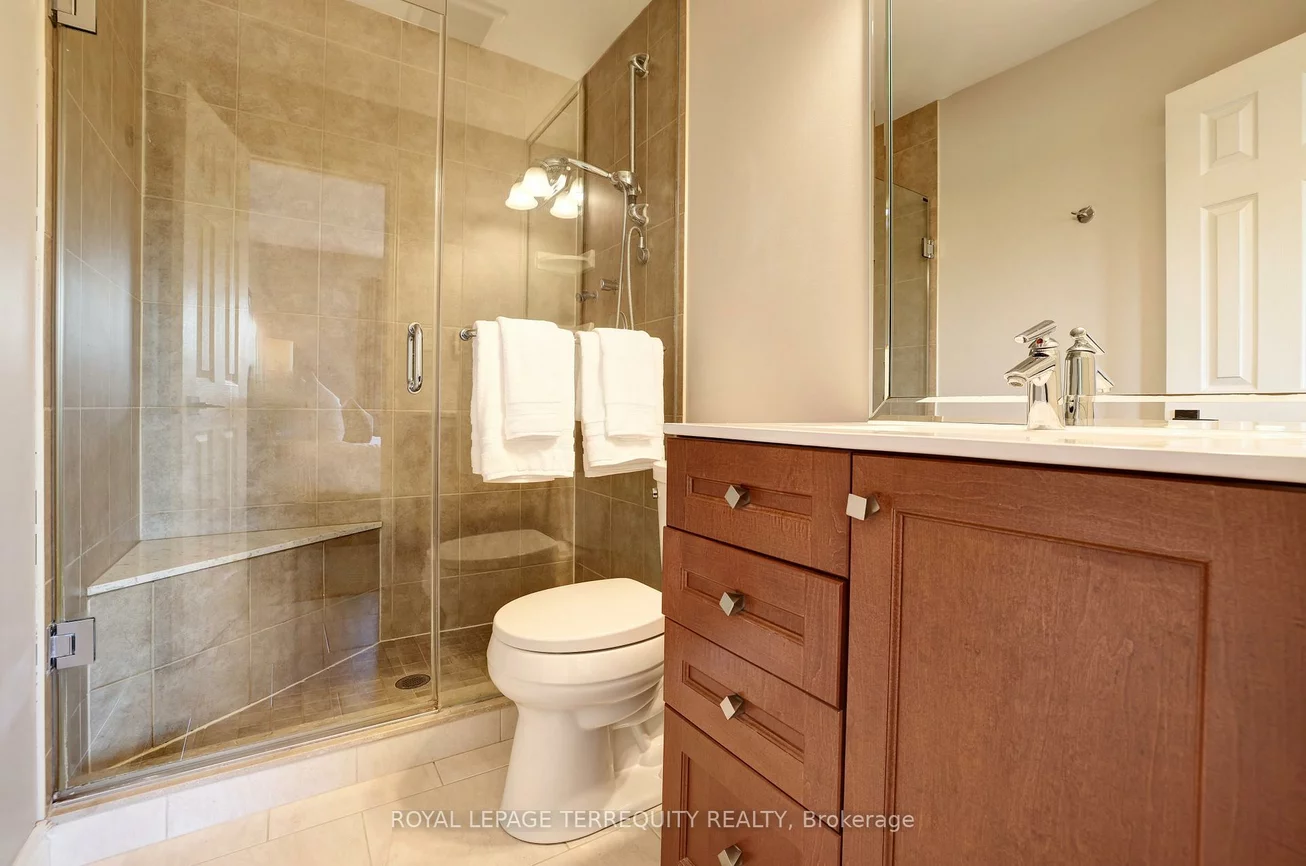 369, Rosegate, 1018 - WC Wedgewood Creek, Oakville