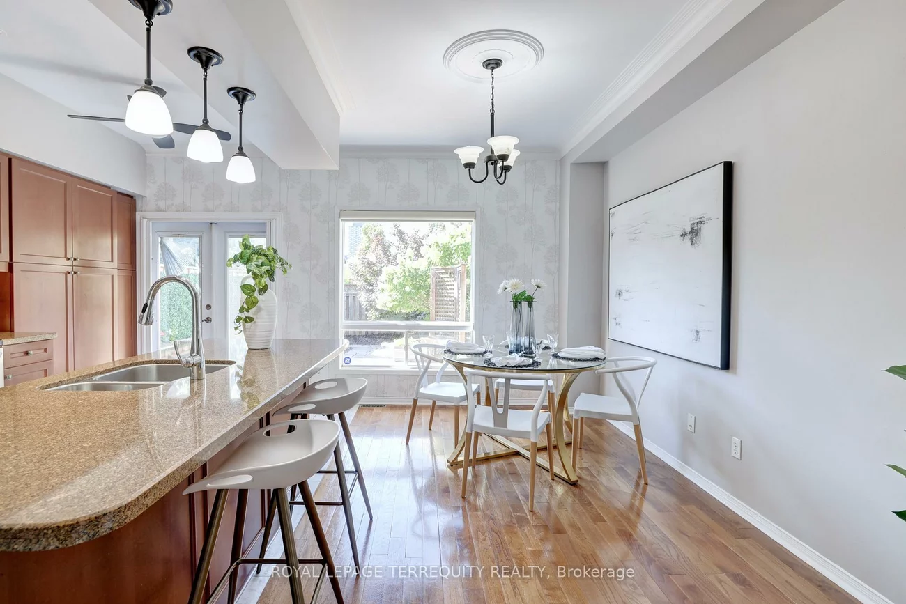 369, Rosegate, 1018 - WC Wedgewood Creek, Oakville