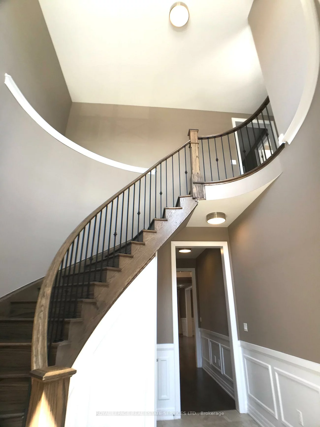 3241, George Savage, 1008 - GO Glenorchy, Oakville