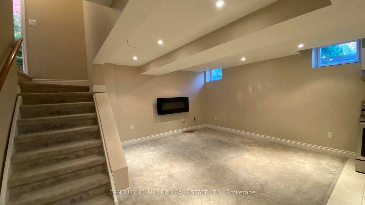 3384, Springflower, 1001 - BR Bronte, Oakville