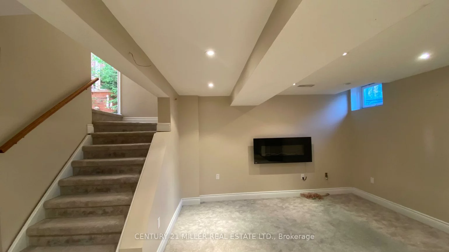 3384, Springflower, 1001 - BR Bronte, Oakville