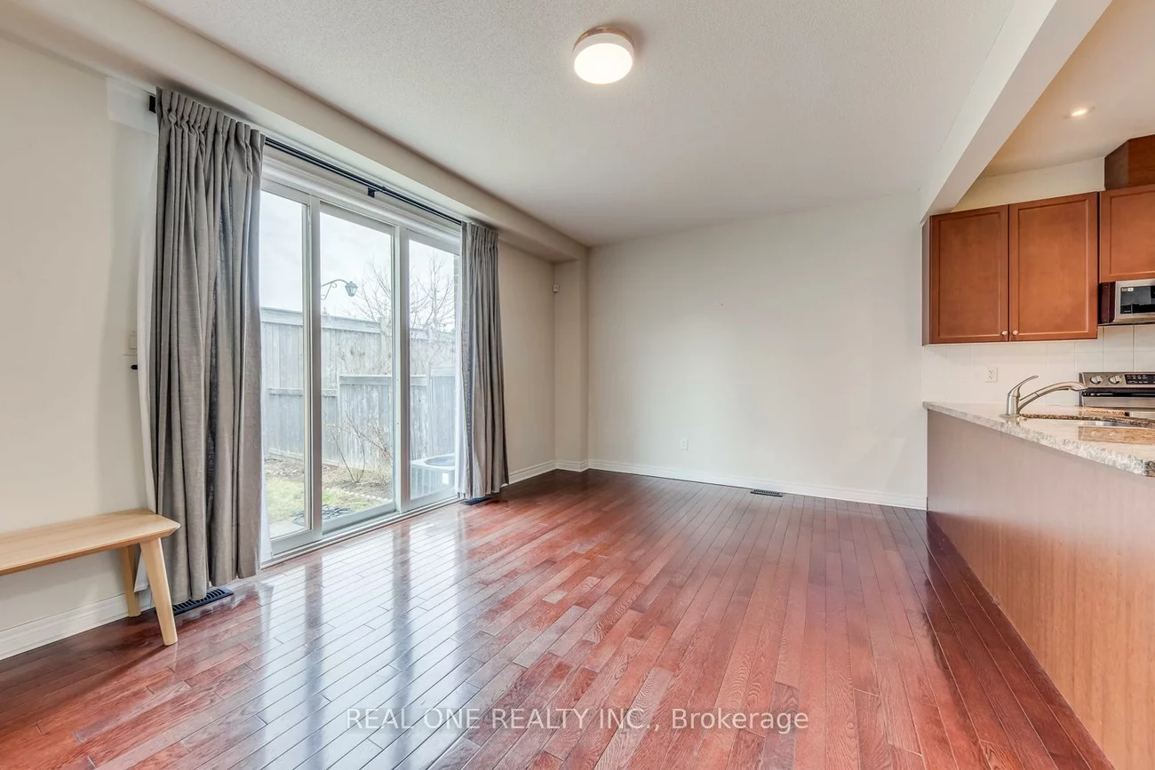 2319, Stone Glen, 1019 - WM Westmount, Oakville