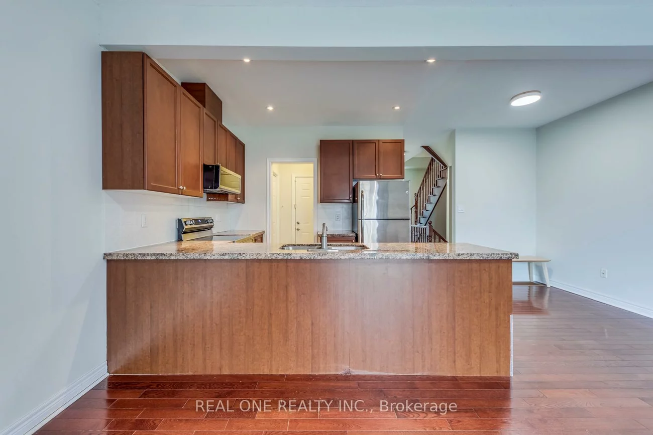 2319, Stone Glen, 1019 - WM Westmount, Oakville