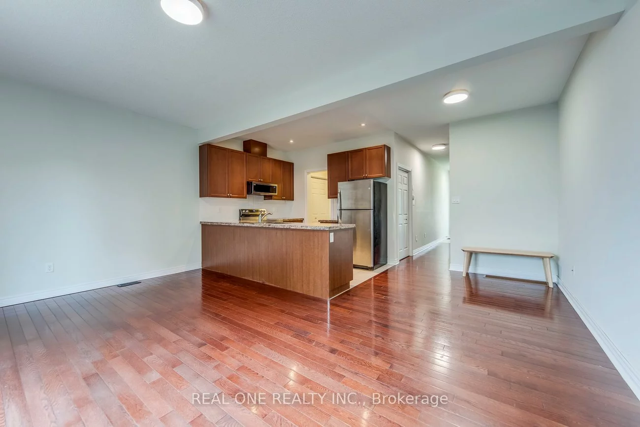 2319, Stone Glen, 1019 - WM Westmount, Oakville