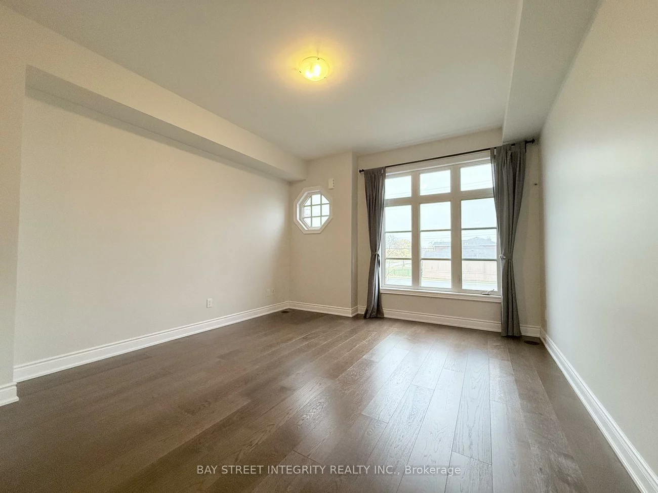 2160, Trafalgar, 1015 - RO River Oaks, Oakville