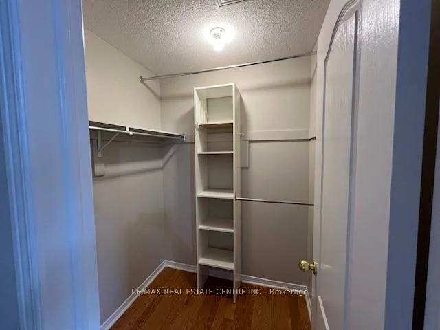 2103, Shady Glen, 1019 - WM Westmount, Oakville