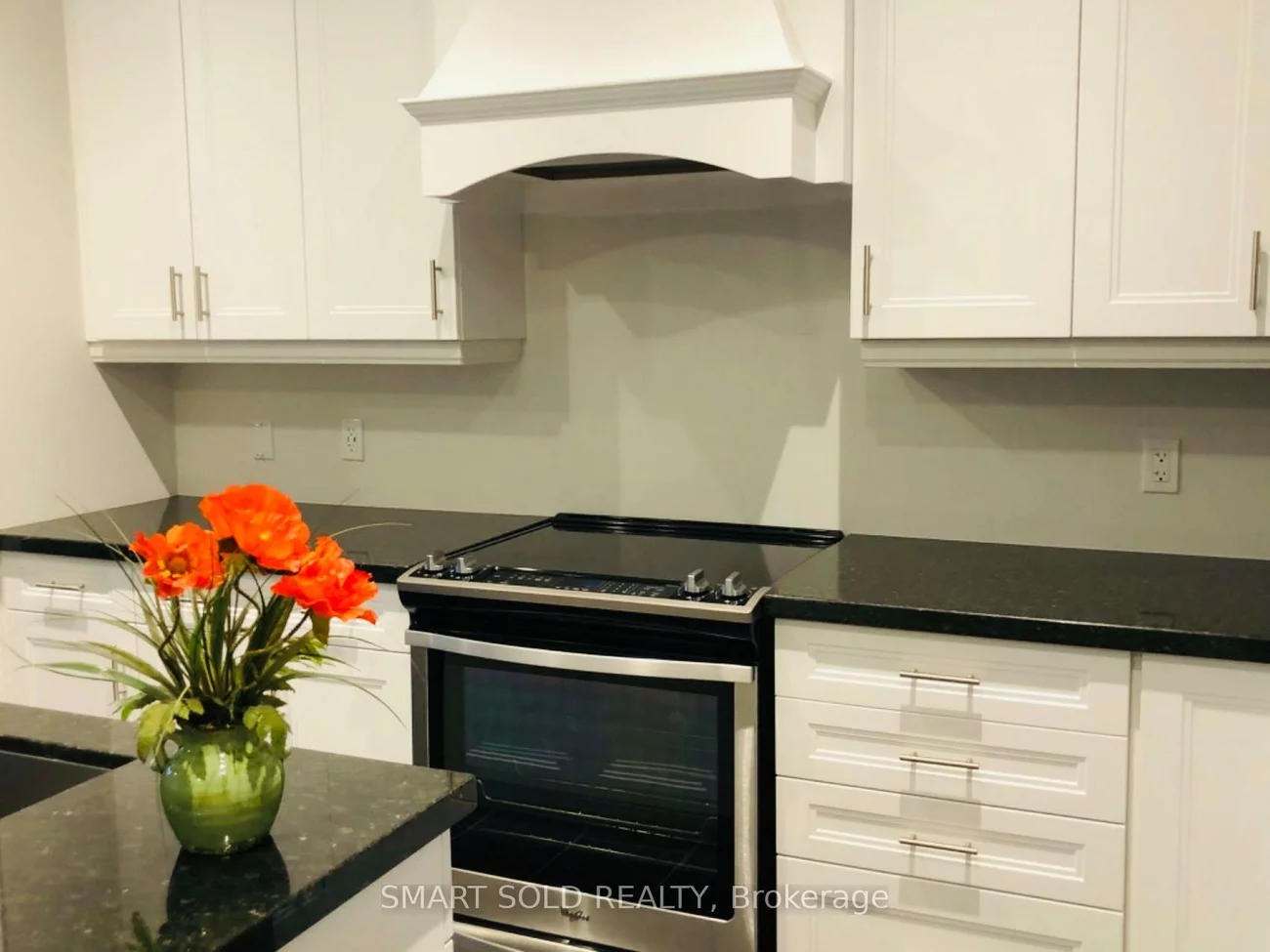 3221, Post, 1008 - GO Glenorchy, Oakville