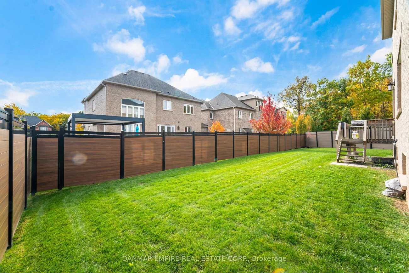 2118, Vineland, 1015 - RO River Oaks, Oakville