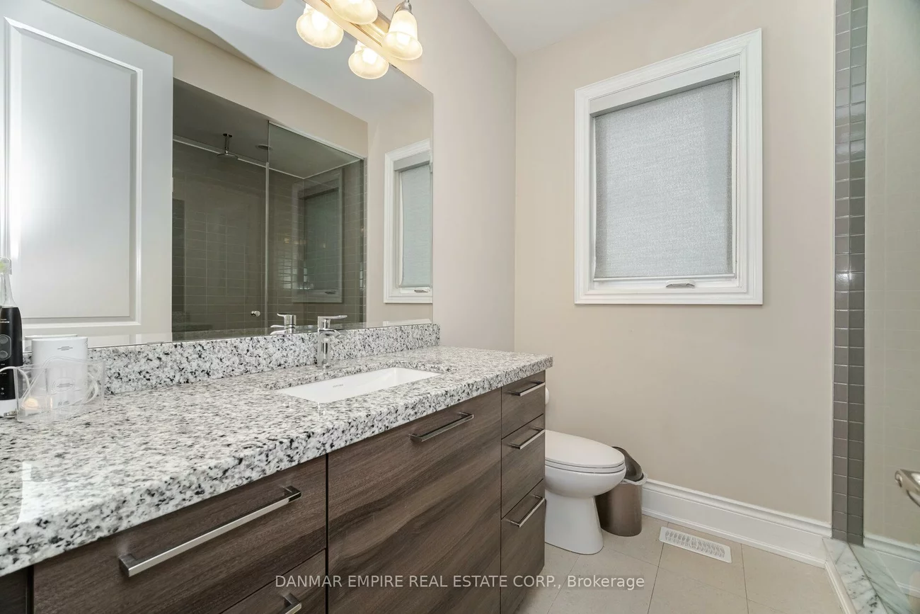 2118, Vineland, 1015 - RO River Oaks, Oakville