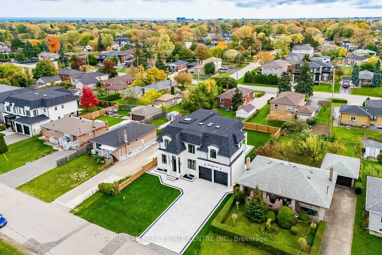 368, Weighton, 1020 - WO West, Oakville