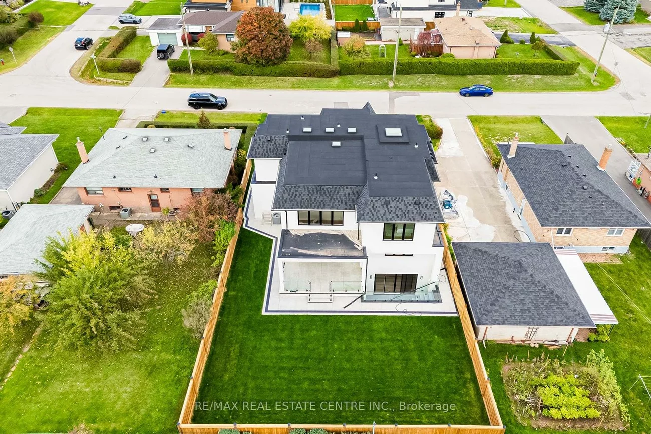 368, Weighton, 1020 - WO West, Oakville