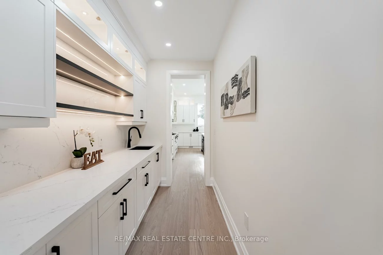 368, Weighton, 1020 - WO West, Oakville