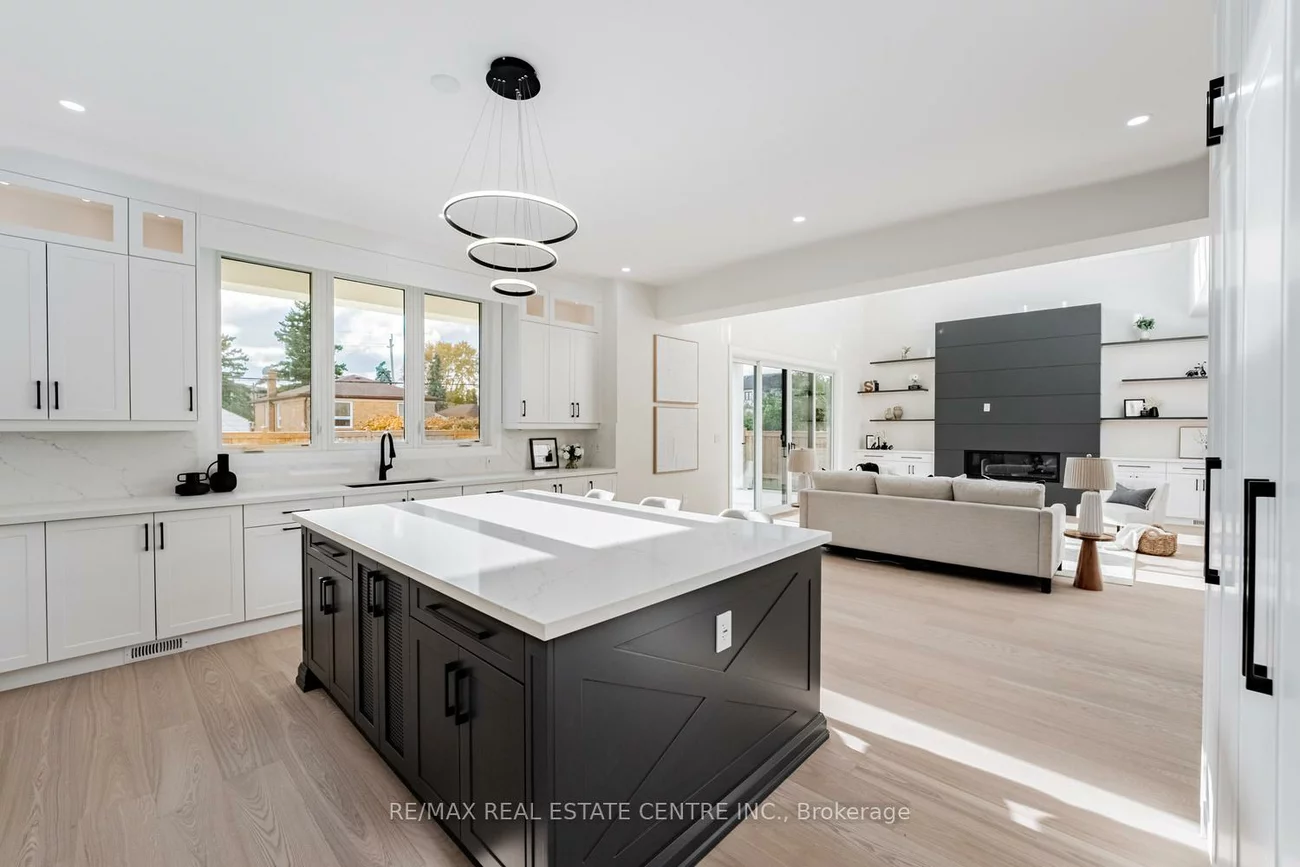 368, Weighton, 1020 - WO West, Oakville