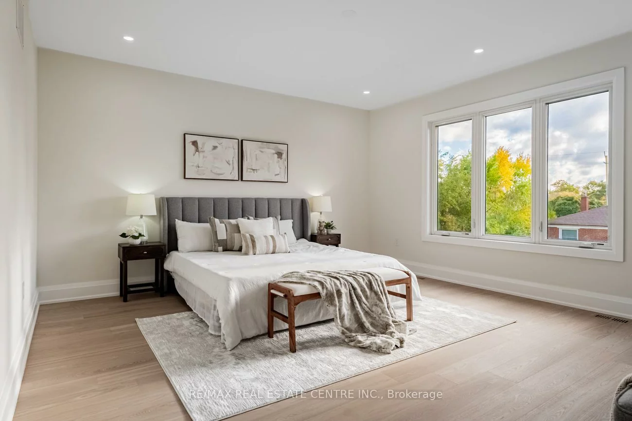 368, Weighton, 1020 - WO West, Oakville