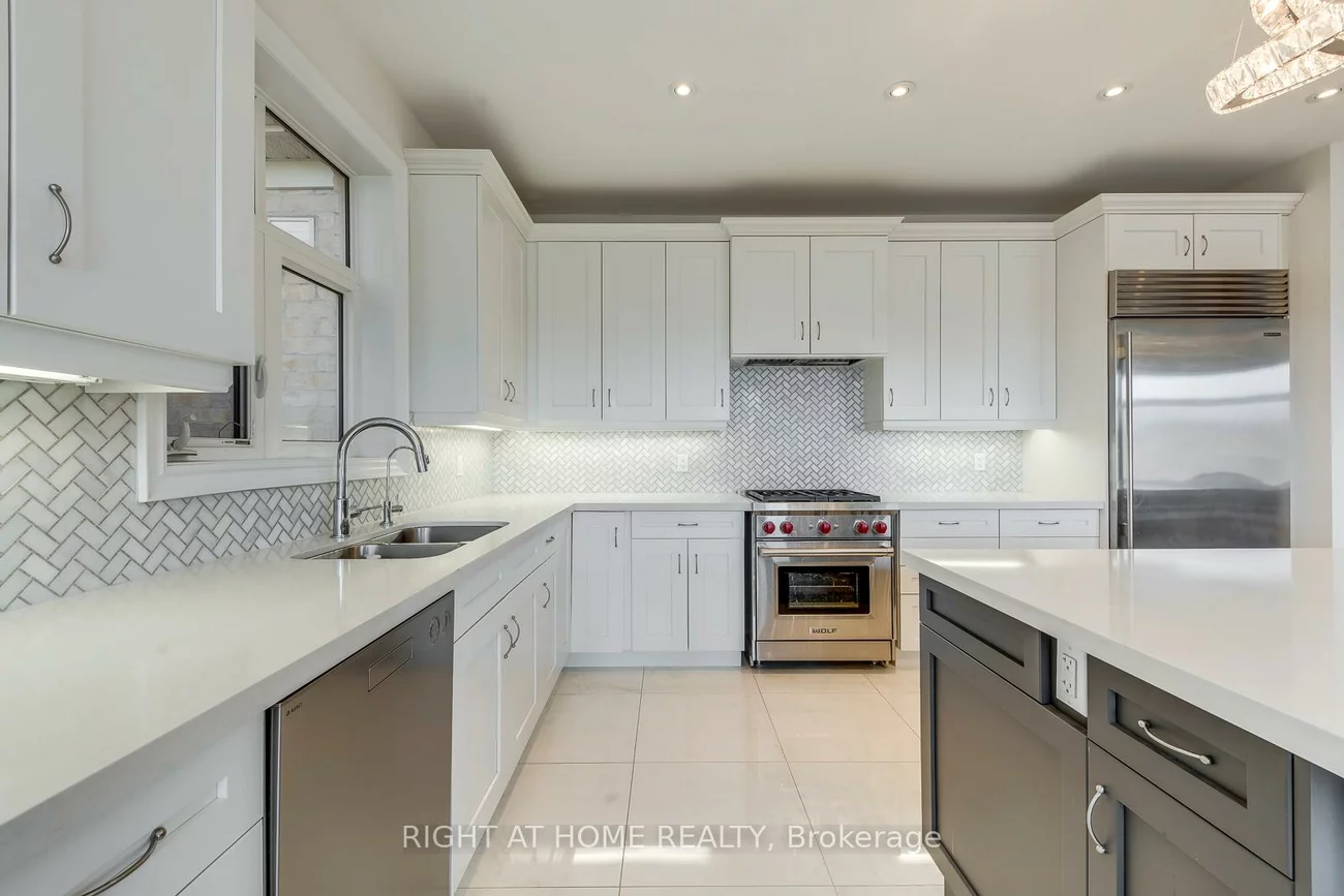 2441, Chateau, 1000 - BC Bronte Creek, Oakville