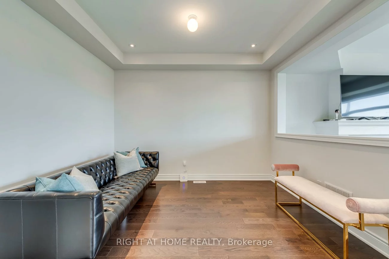 2441, Chateau, 1000 - BC Bronte Creek, Oakville