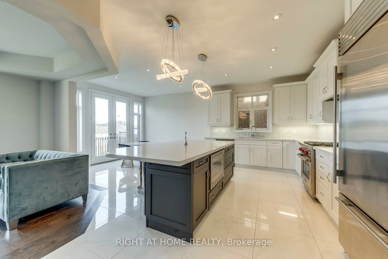 2441, Chateau, 1000 - BC Bronte Creek, Oakville