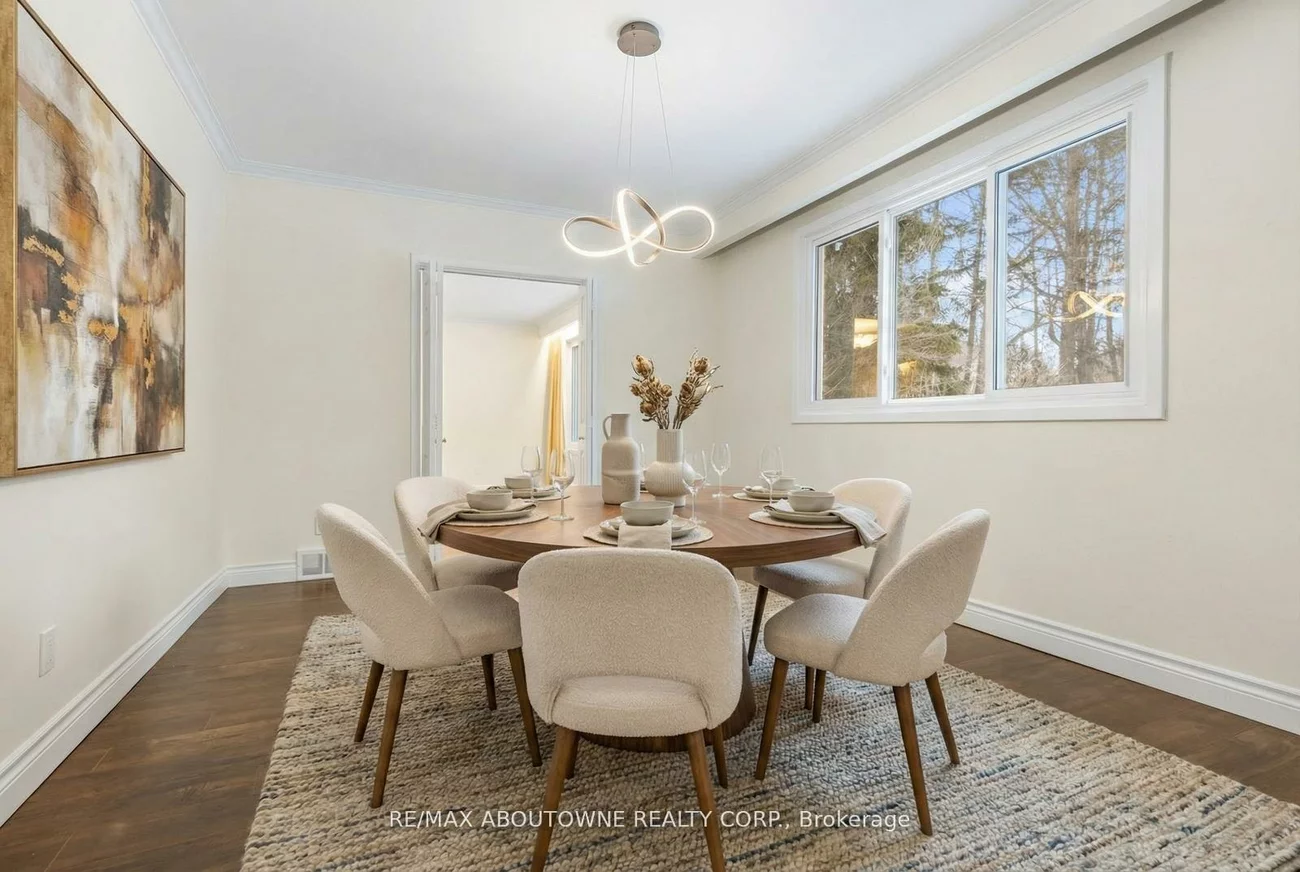 145, Wolfdale, 1017 - SW Southwest, Oakville