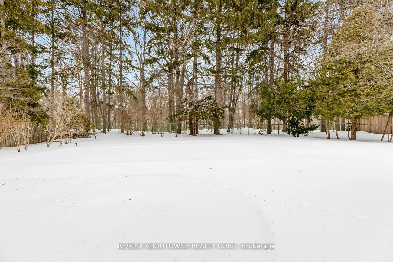 145, Wolfdale, 1017 - SW Southwest, Oakville