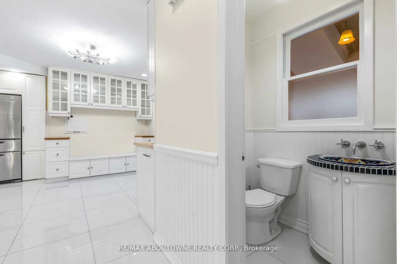 145, Wolfdale, 1017 - SW Southwest, Oakville