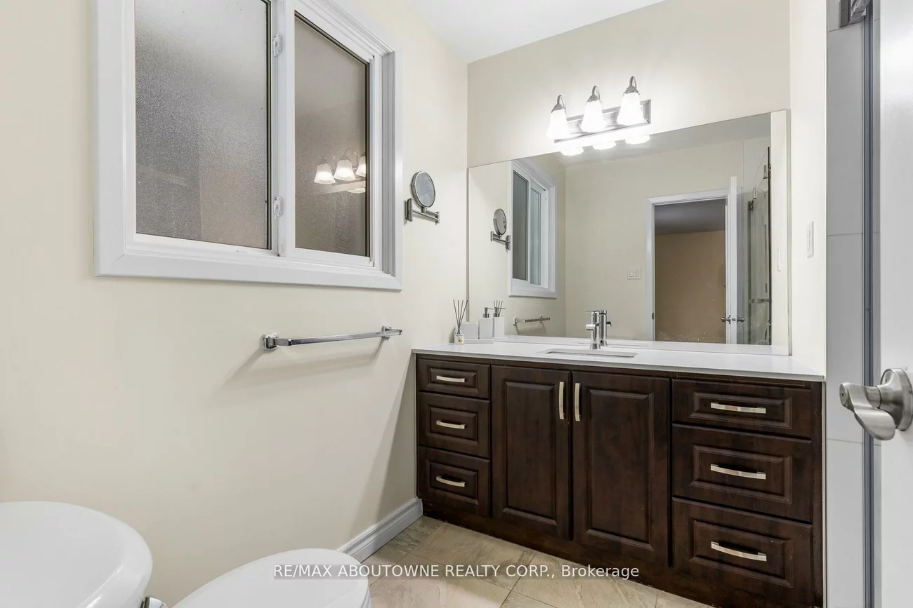 145, Wolfdale, 1017 - SW Southwest, Oakville