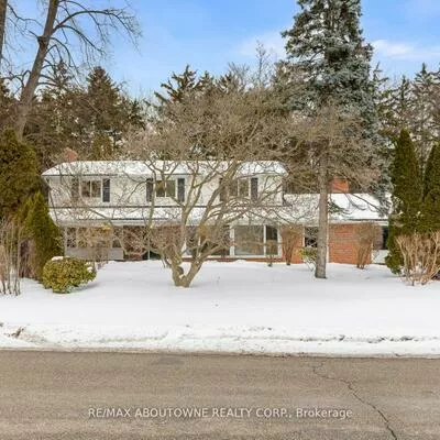 145, Wolfdale, 1017 - SW Southwest, Oakville