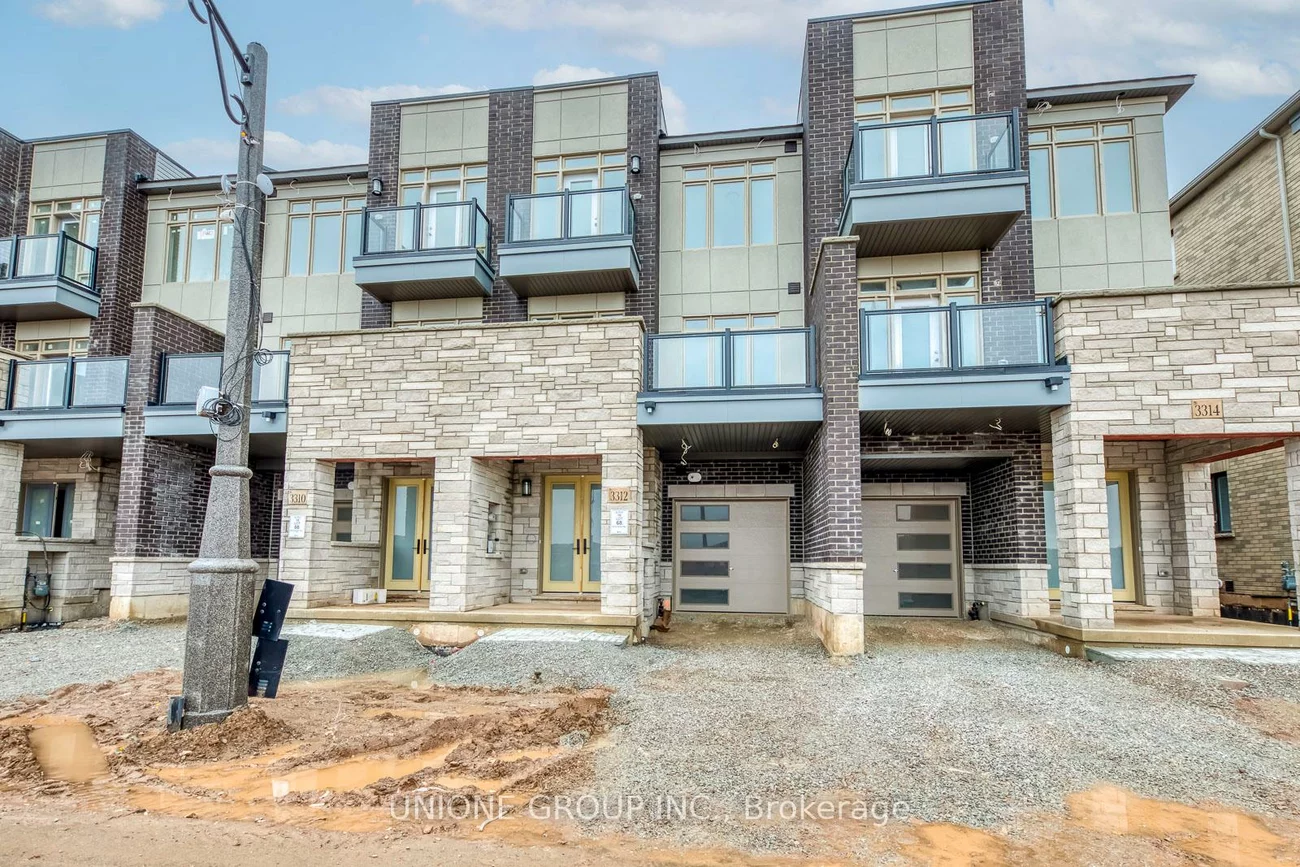 3312, Umar, 1008 - GO Glenorchy, Oakville