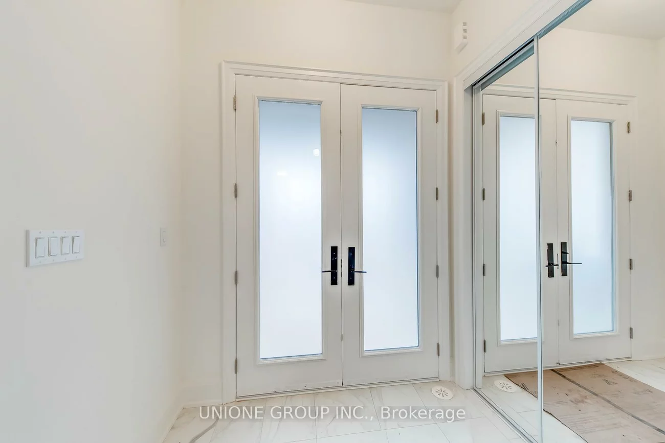 3312, Umar, 1008 - GO Glenorchy, Oakville