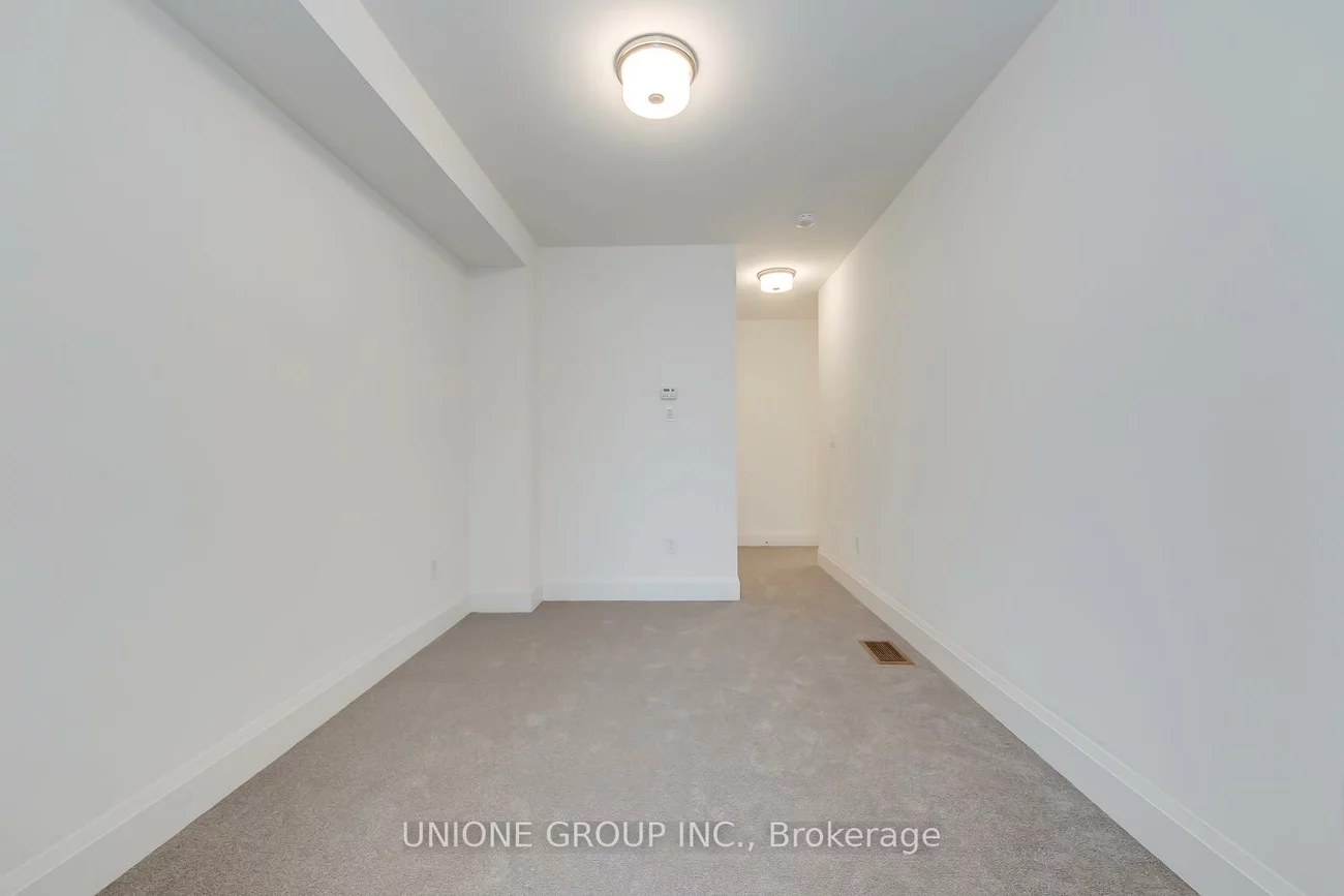 3312, Umar, 1008 - GO Glenorchy, Oakville