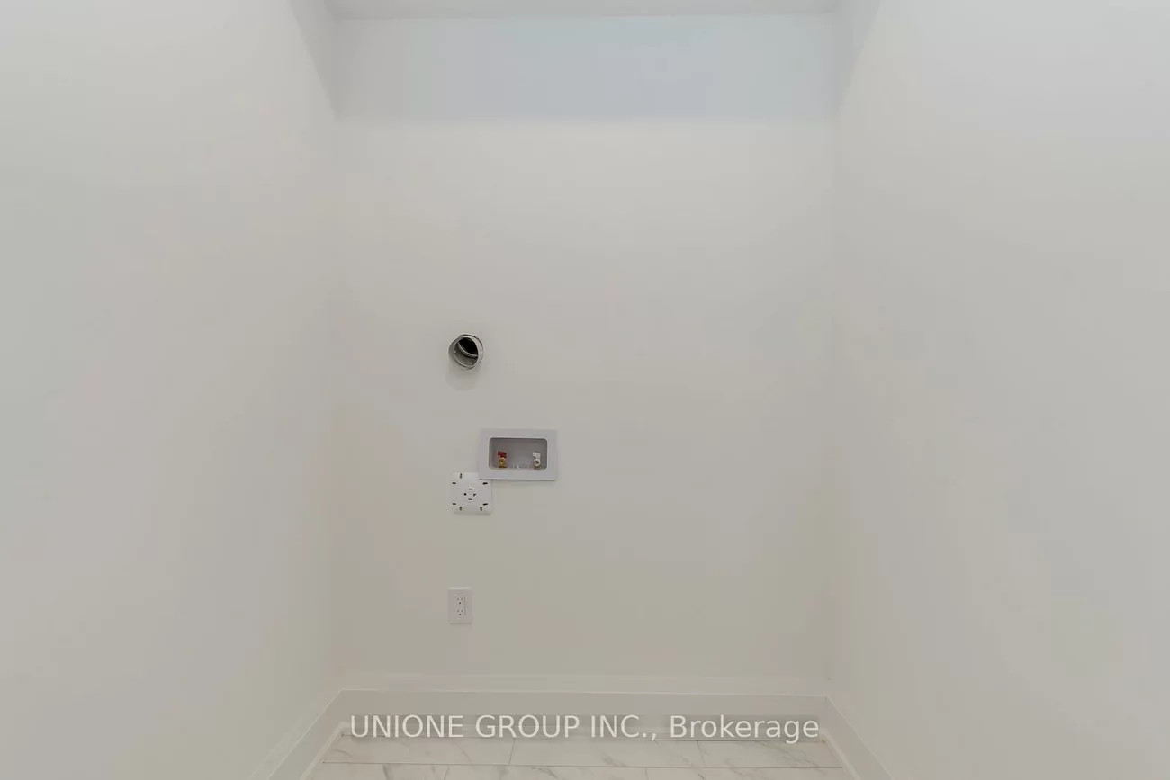 3312, Umar, 1008 - GO Glenorchy, Oakville