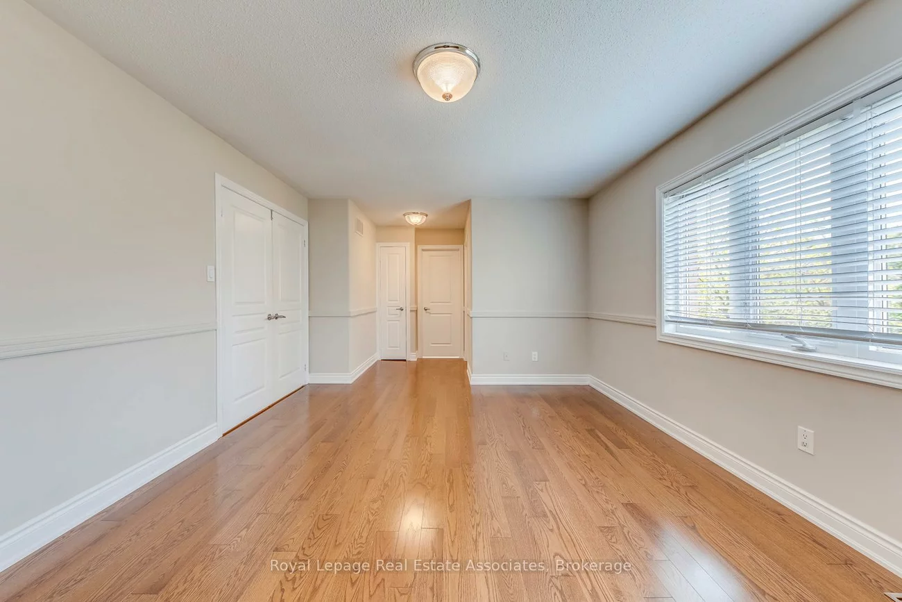 3349, Springflower, 1001 - BR Bronte, Oakville