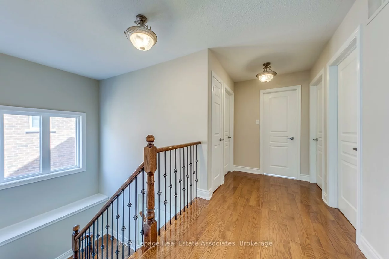 3349, Springflower, 1001 - BR Bronte, Oakville