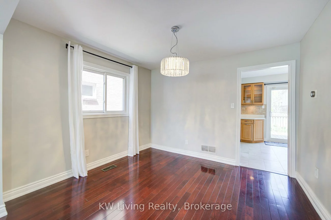 2173, Margot, 1015 - RO River Oaks, Oakville