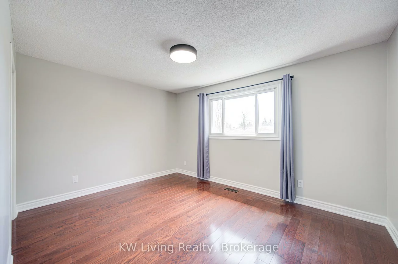 2173, Margot, 1015 - RO River Oaks, Oakville