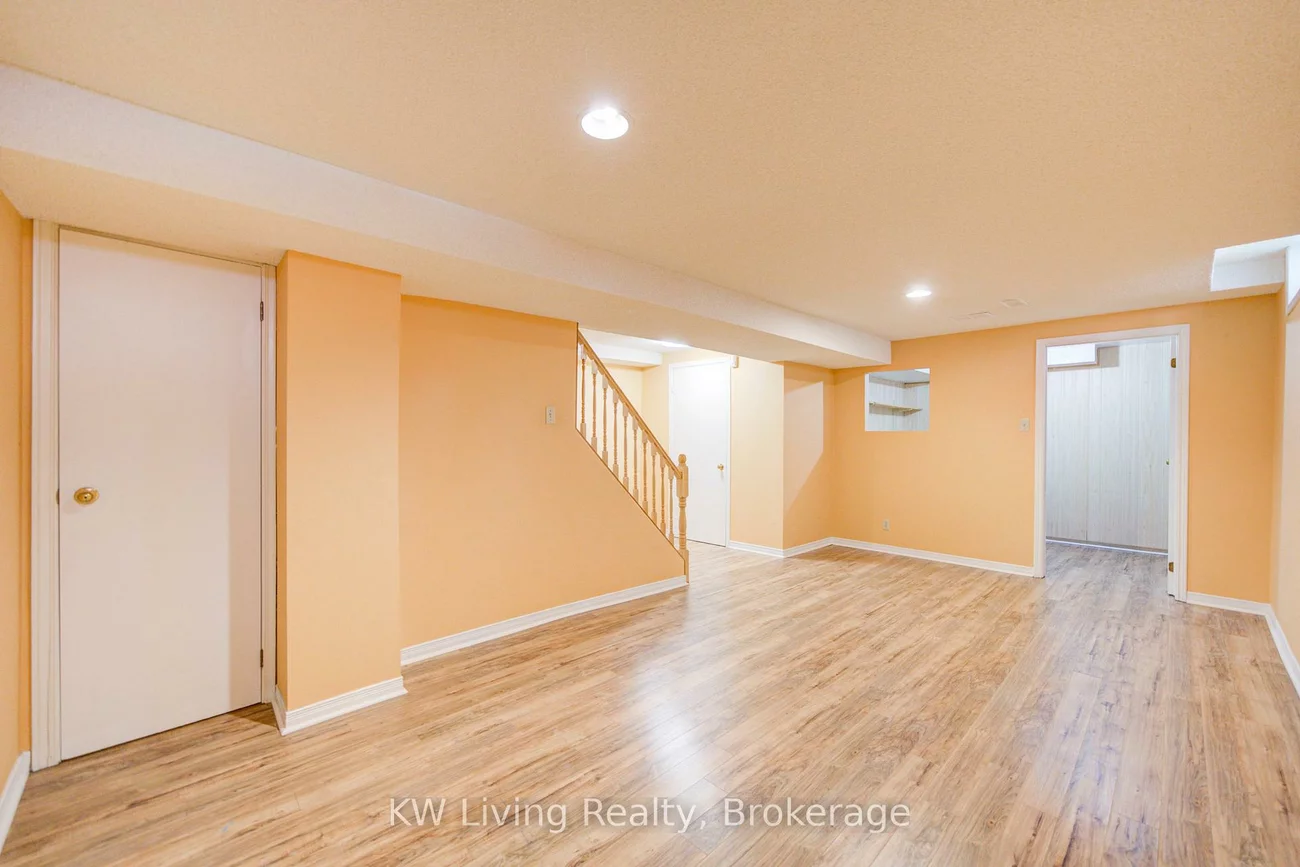 2173, Margot, 1015 - RO River Oaks, Oakville