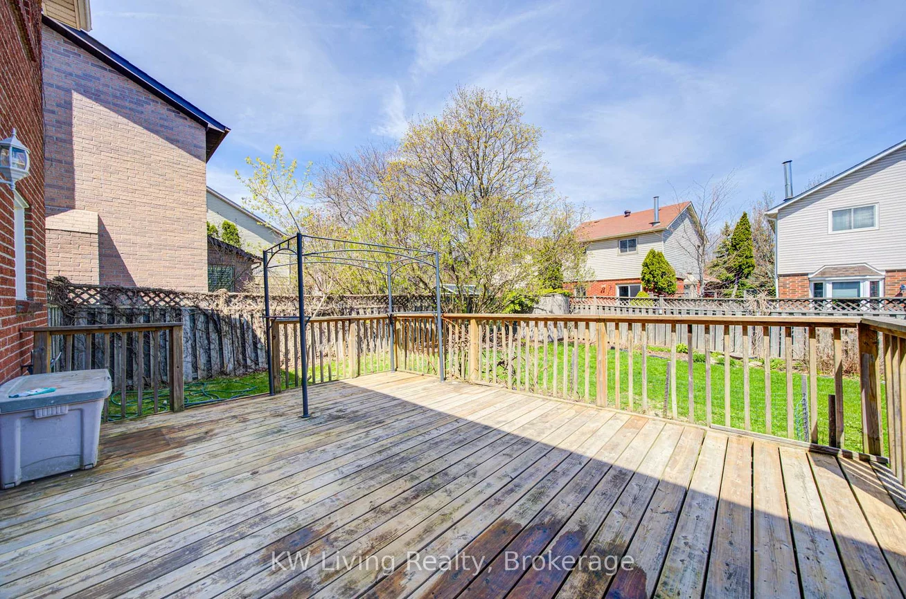 2173, Margot, 1015 - RO River Oaks, Oakville