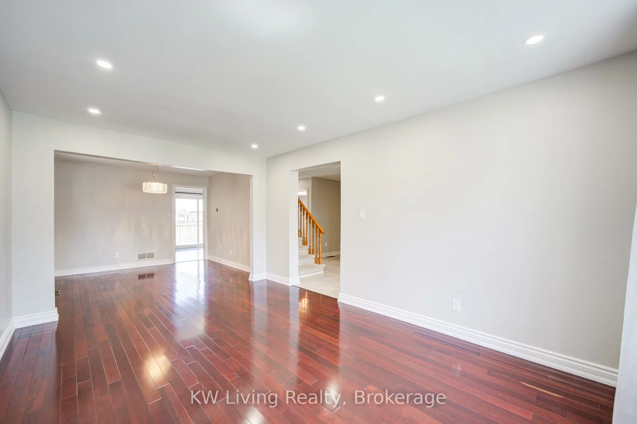 2173, Margot, 1015 - RO River Oaks, Oakville