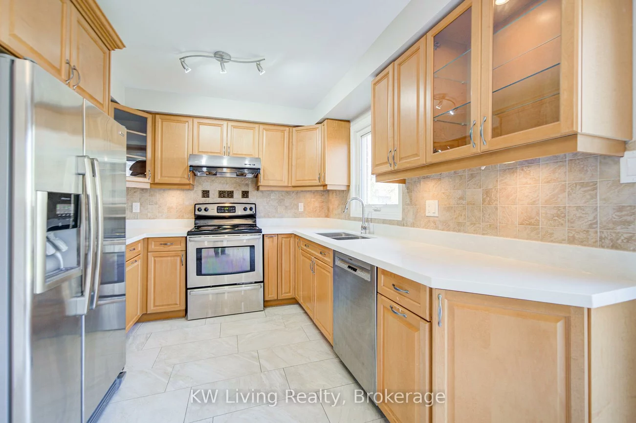 2173, Margot, 1015 - RO River Oaks, Oakville